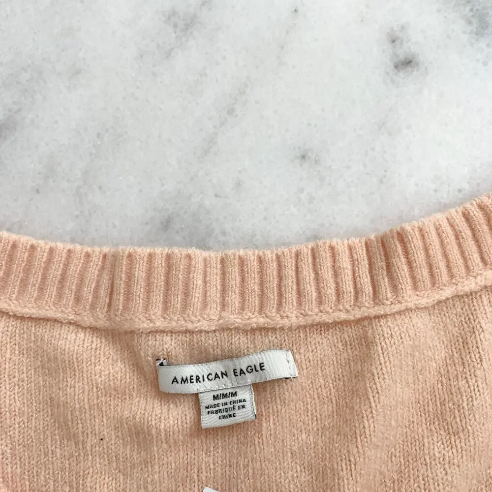 NWT American Eagle Cropped Boxy Button Front Cardigan Sweater Peach Size Medium